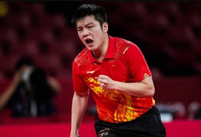 他凭借犀利 他凭借犀利