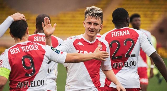 极高的观众 极高的观众